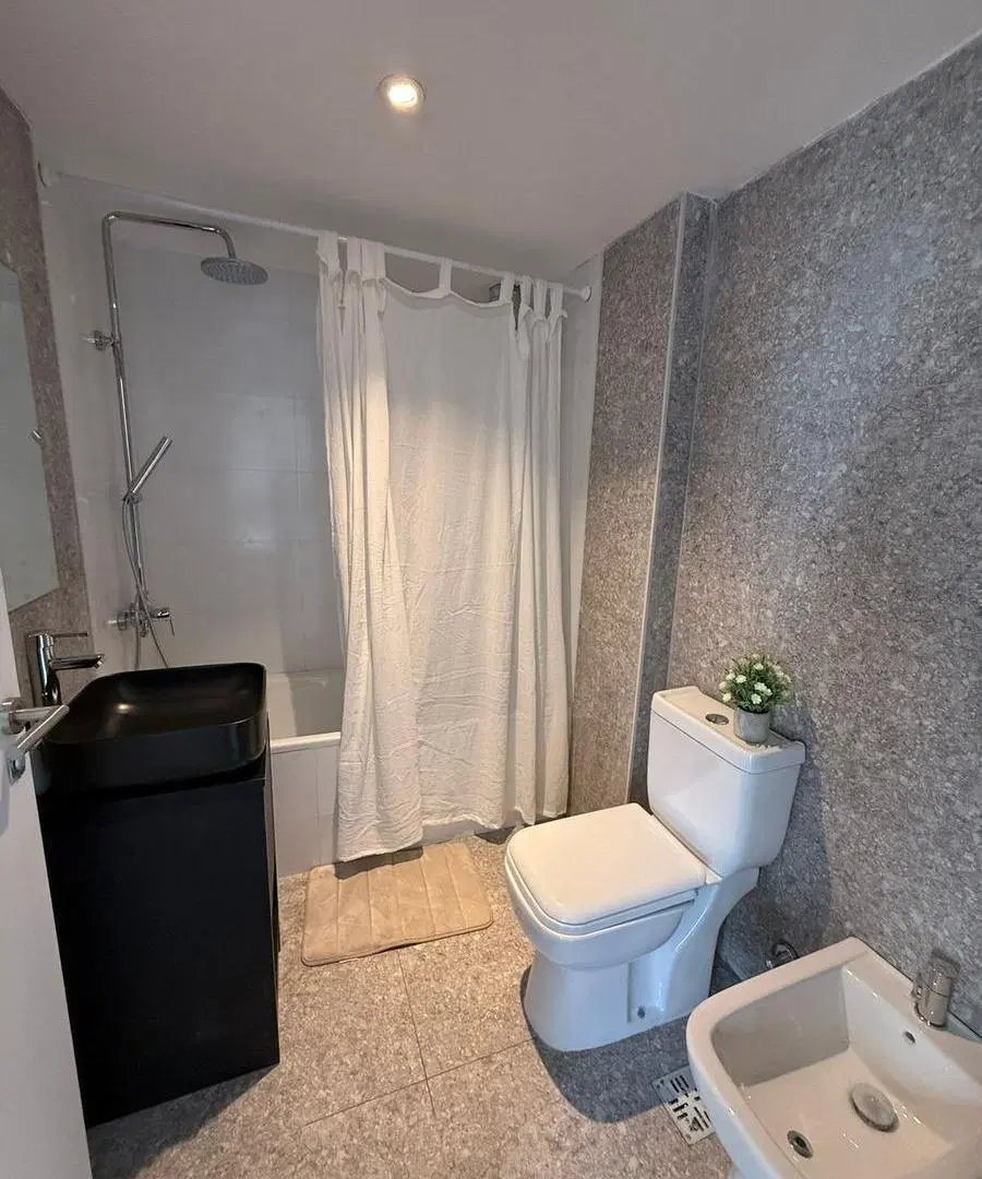 Venta | Departamento de 2 Ambientes con balcón vista al Frente en San Cristóbal 4