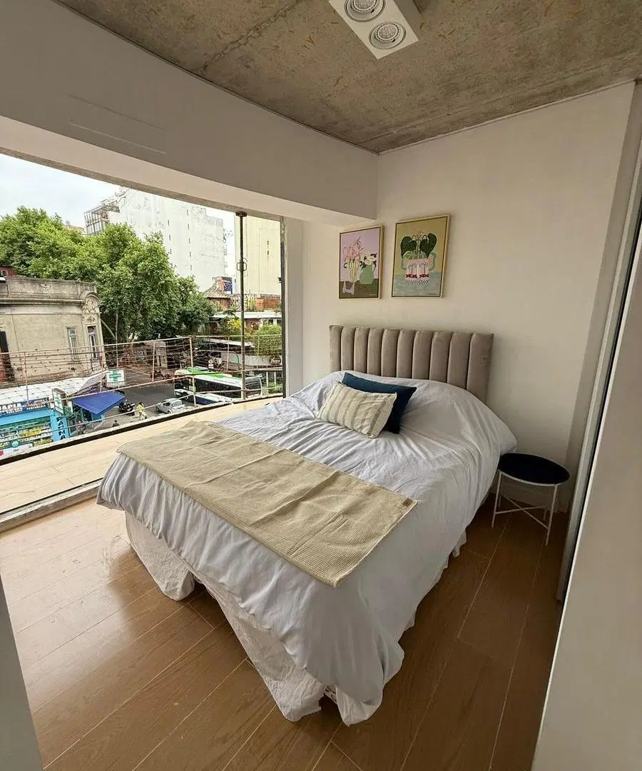 Venta | Departamento de 2 Ambientes con balcón vista al Frente en San Cristóbal 2