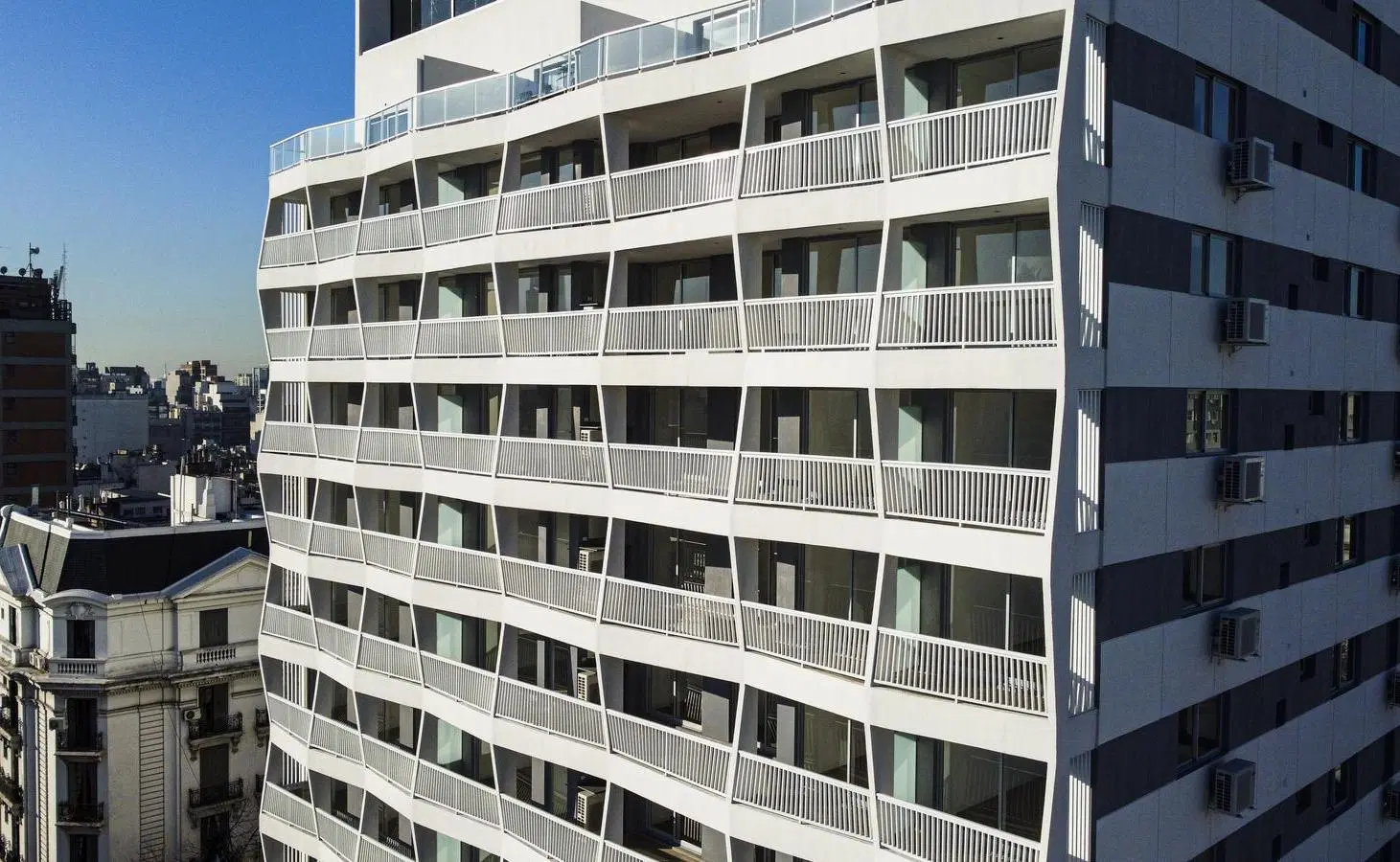 VENTA | Monoambiente Divisible con Patio, vista Contrafrente – San Cristóbal 2