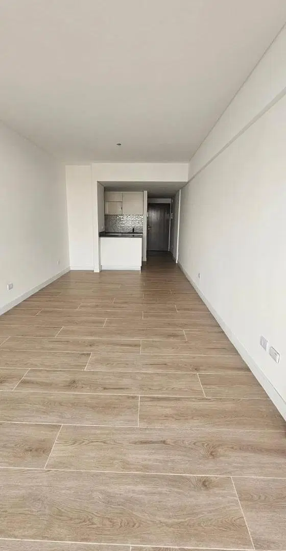 VENTA | Monoambiente a estrenar al contrafrente con cochera, full amenities– San Cristóbal 5