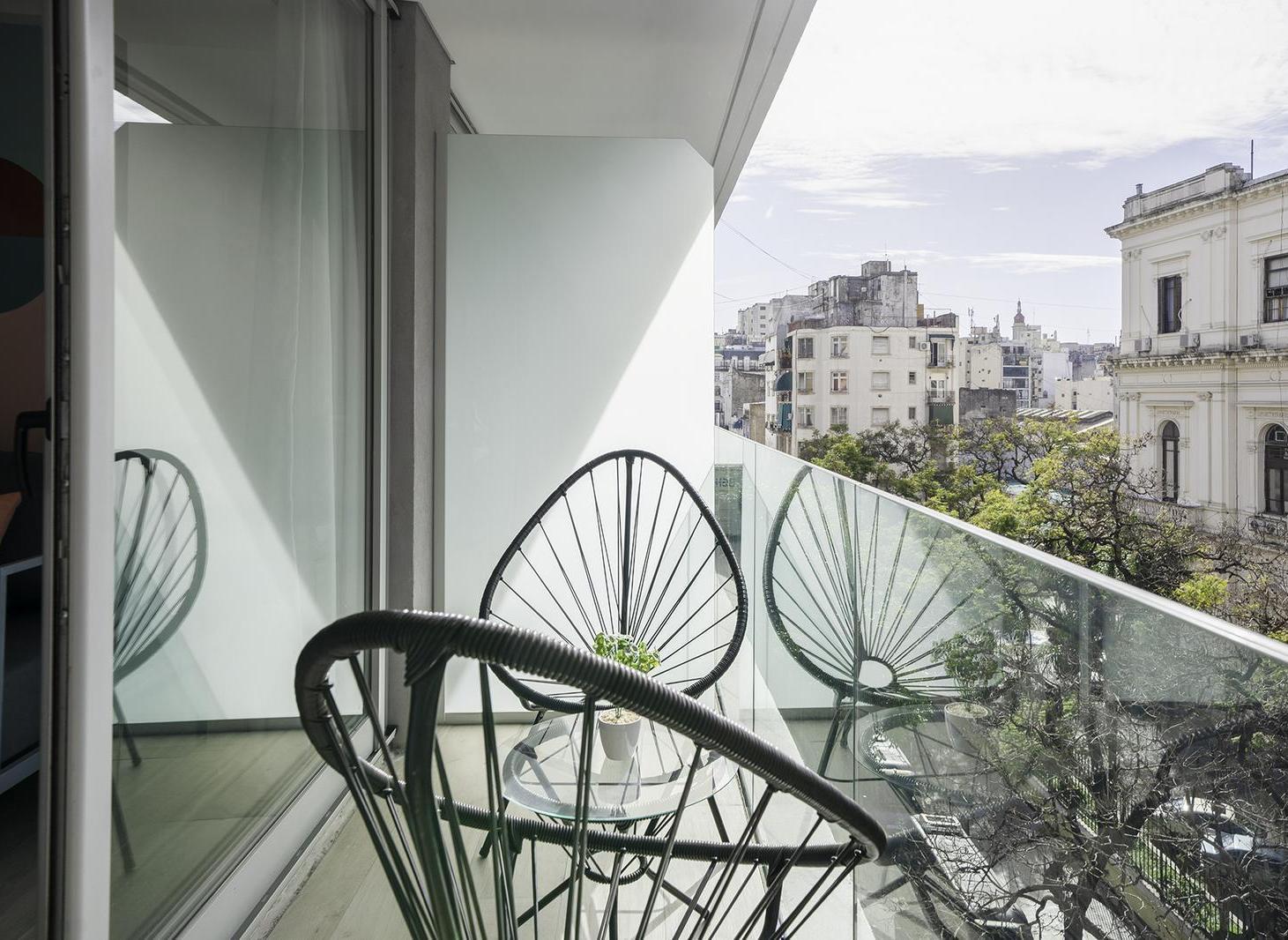 VENTA DEPARTAMENTO 2 AMBIENTES BALCON PATIO, FRENTE, CONGRESO, FULL AMENITIES