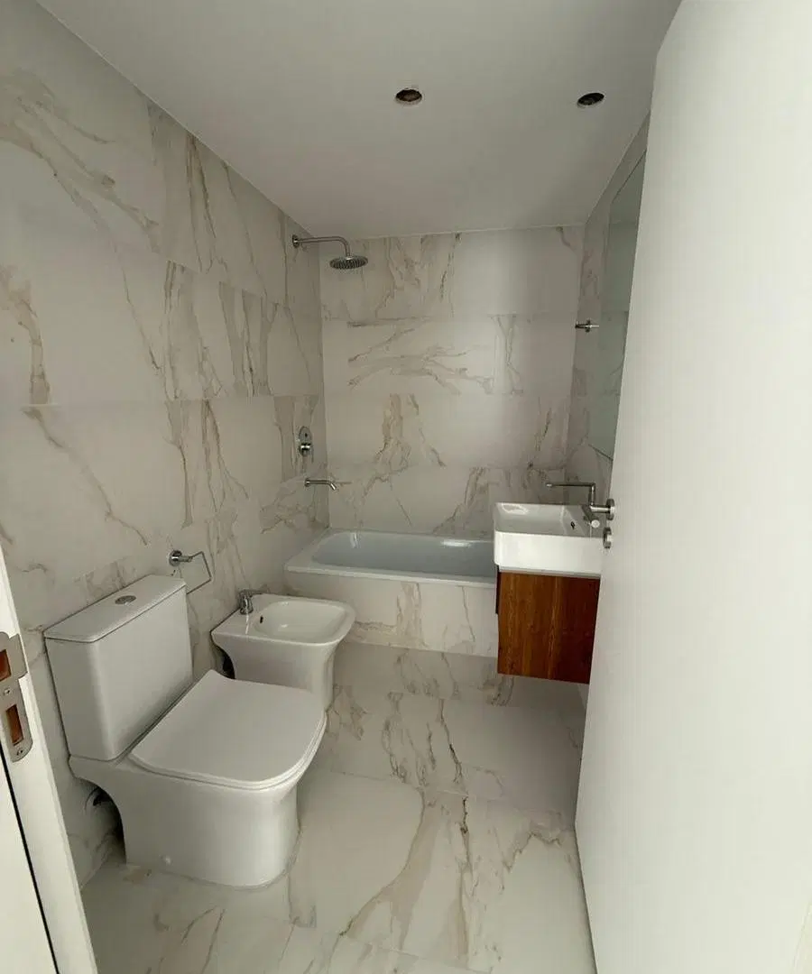 VENTA - RECOLETA, 4 AMBIENTES CON BALCÓN TERRAZA Y PARRILLA PROPIA. 2