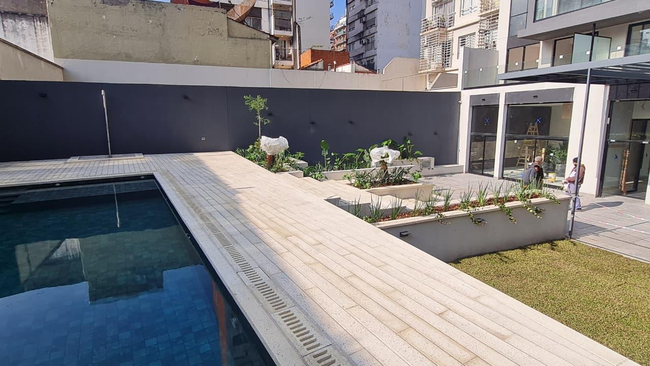 Foto de Departamento en venta, San Cristóbal de 3 ambientes al frente, balcon y, imagen 2