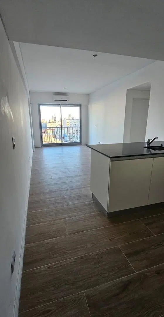 Venta | 2 Ambientes con Balcón y Vista Despejada al Contrafrente – San Cristóbal 5