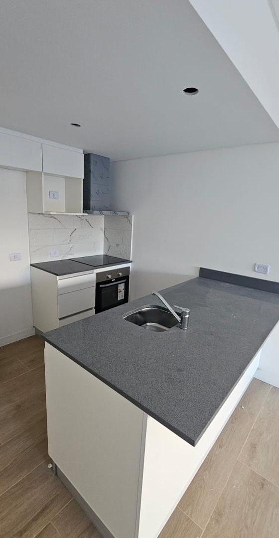 Foto de VENTA | Monoambiente divisible con amplio balcón vista abierta al, imagen 4