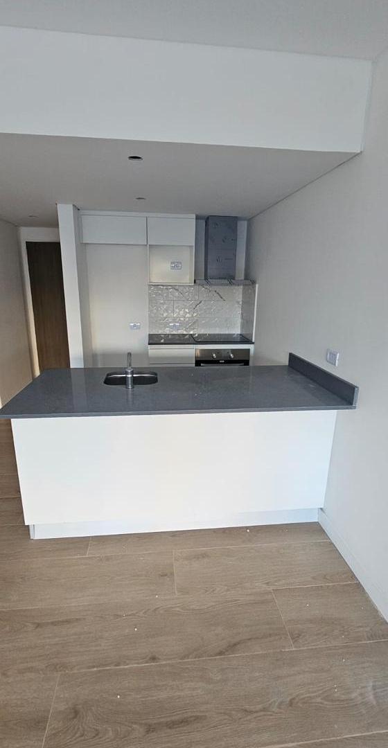 Foto de VENTA | Monoambiente divisible con amplio balcón vista abierta al, imagen 2