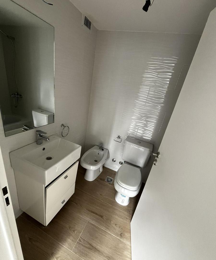 Foto de Departamento Monoambiente en Venta en el barrio de Almagro, al frente, imagen 5