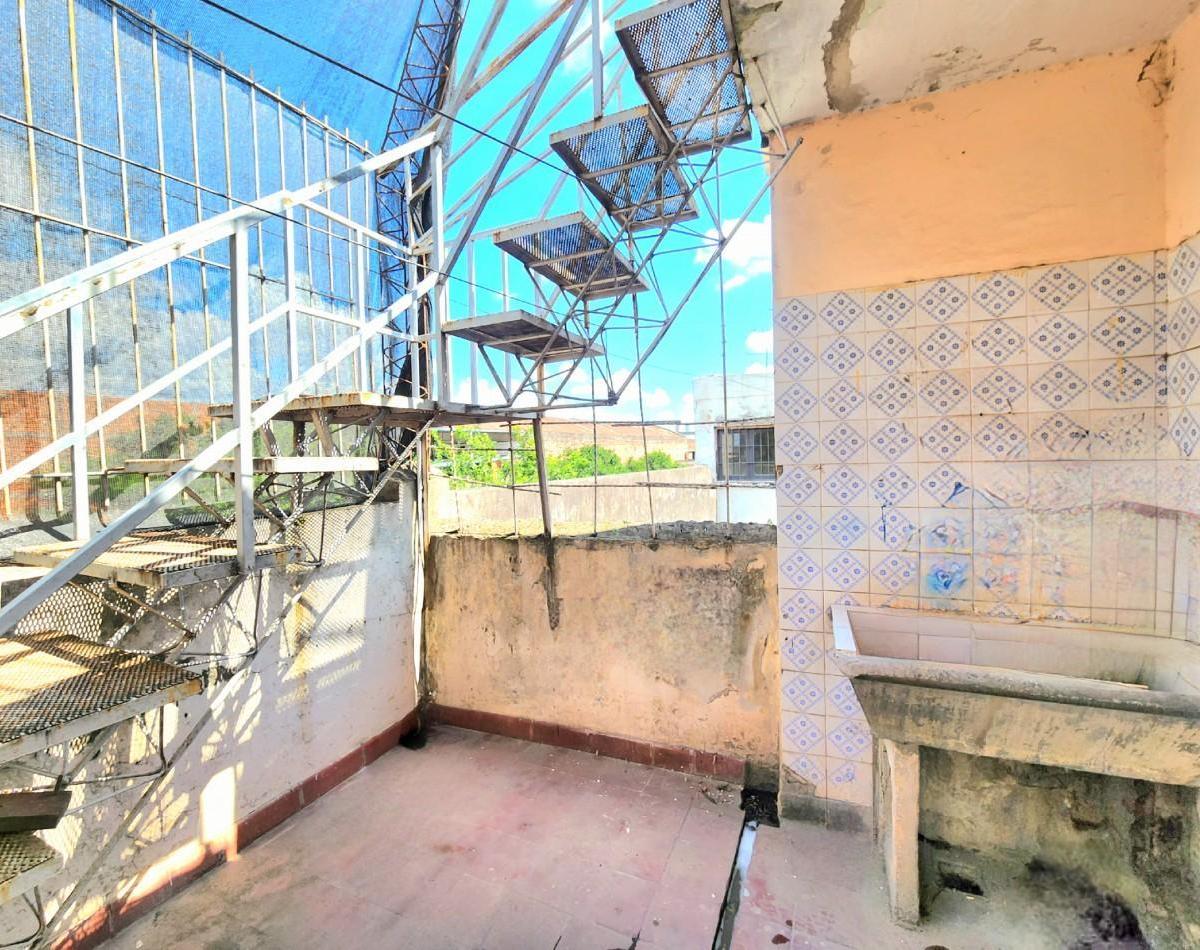 Av Benjamin Araoz Al 1100 - Depto de 2d + Patio S/ Expensas Zona Universitaria y Comercial 2