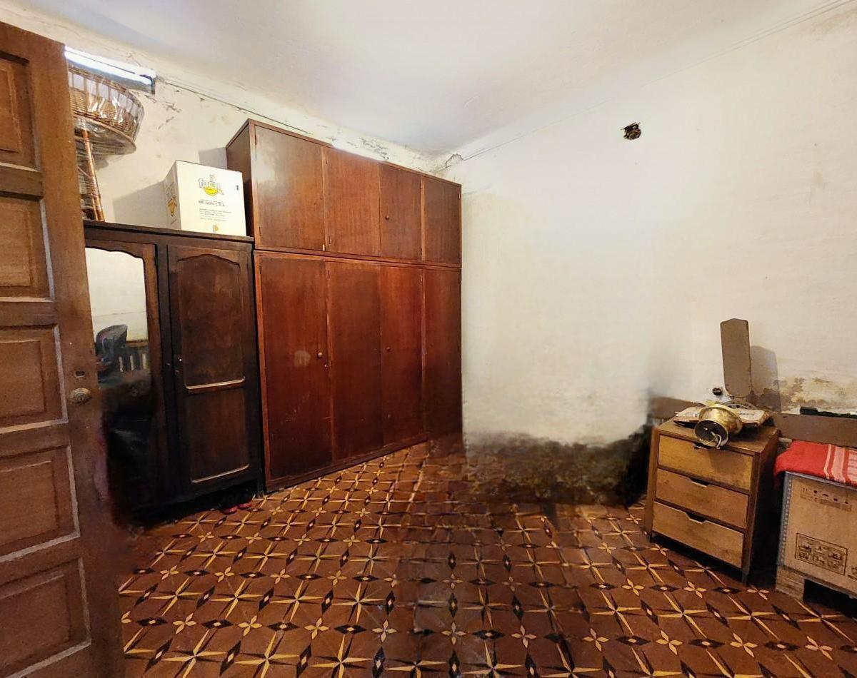 C/ Gdor. Gutierrez Al 1500 (Villa 9 de Julio) - Casa de 2d + Depto. 2d C/ Fondo 2