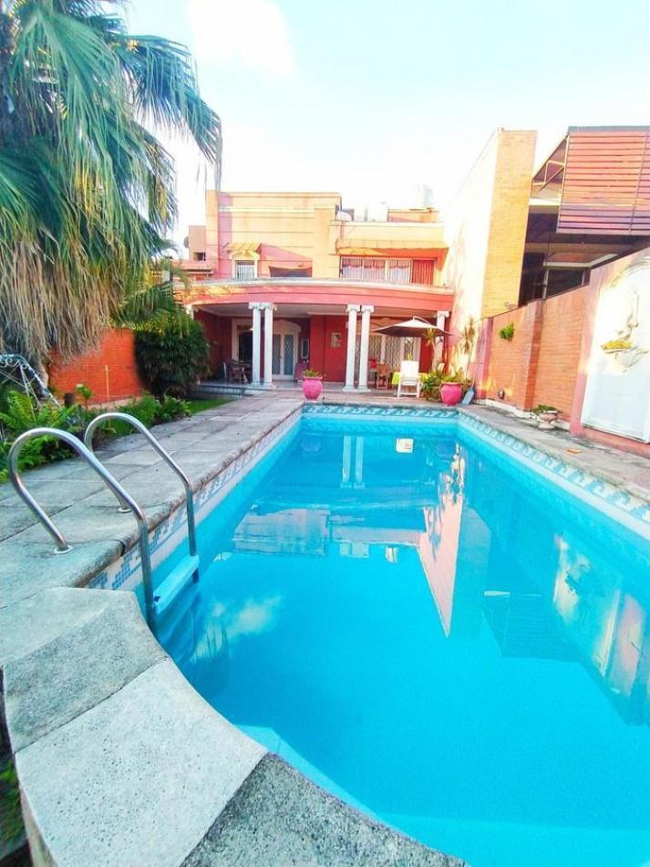 Crisostomo Alvarez 4700 - Beverly Hills 3
