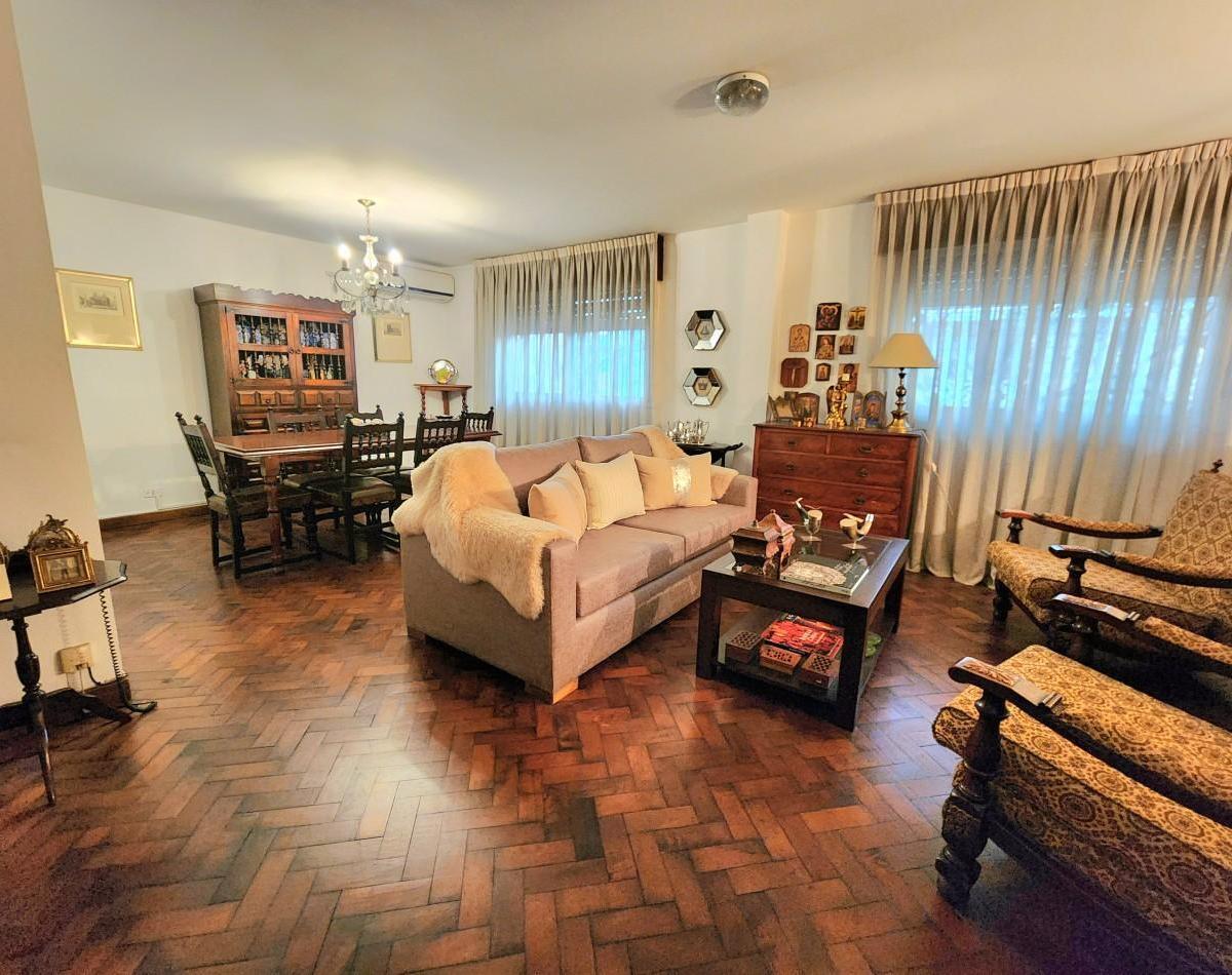 Entre Rios Al 300 - Dos Locales + Casa de 3d C/ Cochera 5