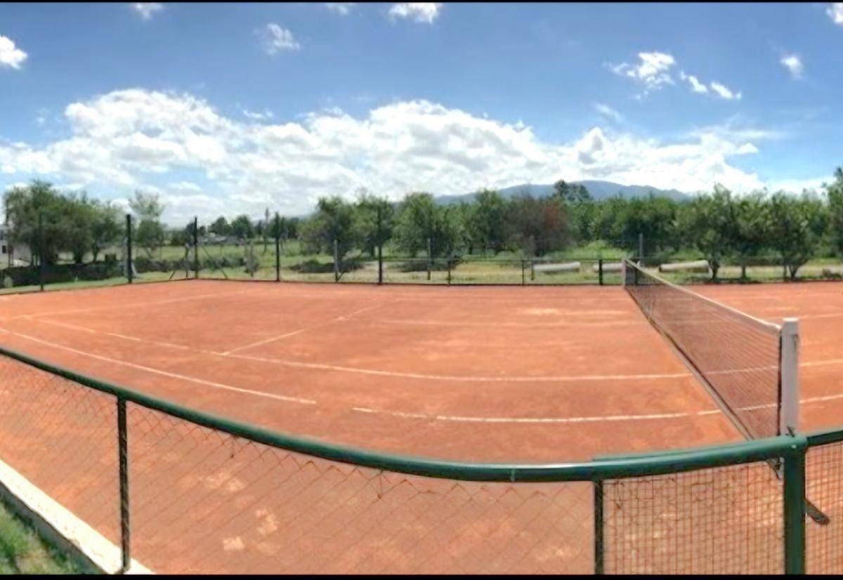 Country El Mirador - Los Nogales Lote Esquina de 400 m2
