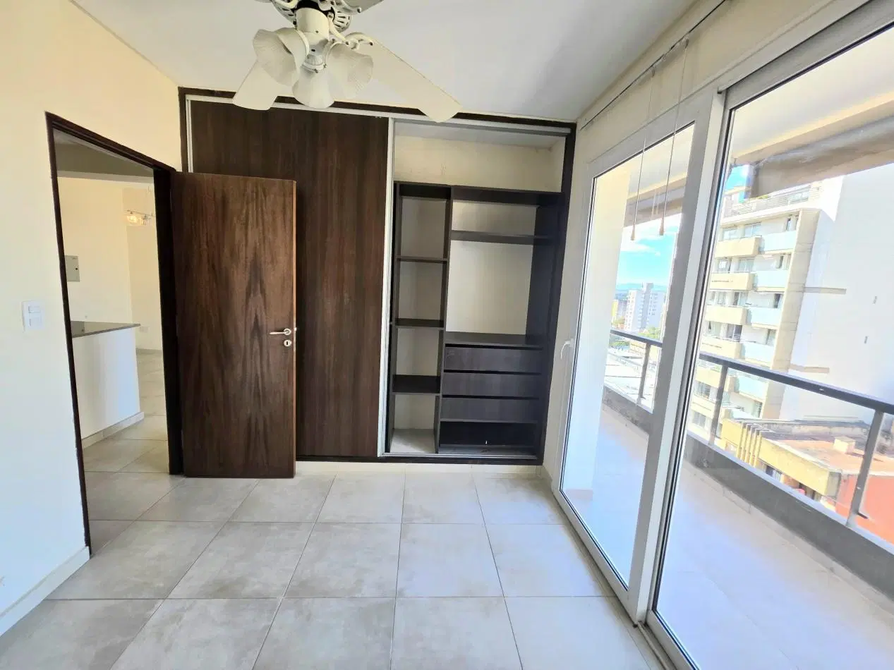 B° Norte - c/ Balcarce 648 - Depto. 1 Dormitorio c/ Balcon c/ Amenities APTO CREDITO!!! 4