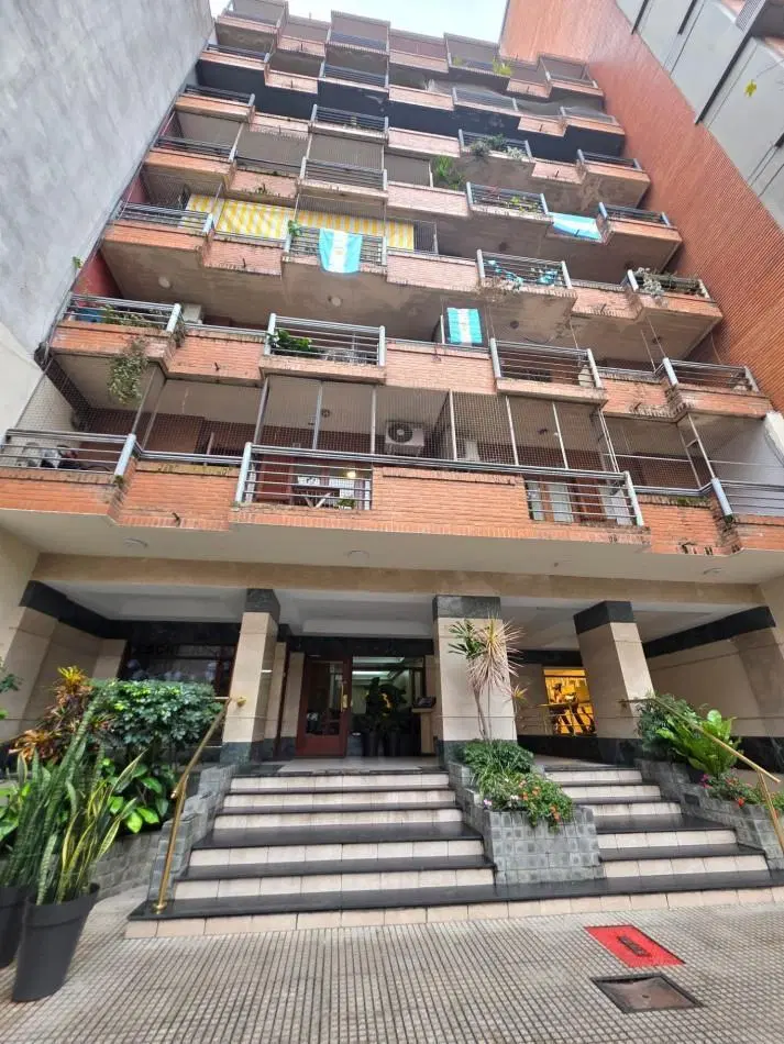 APTO CREDITO! B° Norte - Santa Fe 327- Depto 2 Dormitorios c/ Balcon al Frente 2