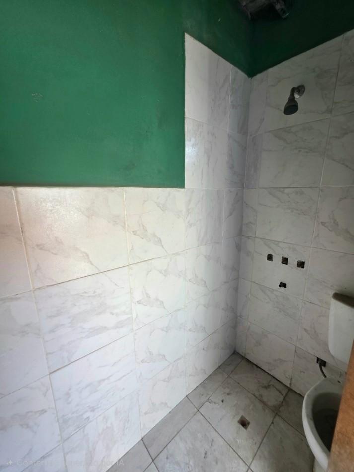Foto de C/ Raul Colombres al 600 - Galpon + Local comercial Terreno de 300 m2, imagen 3