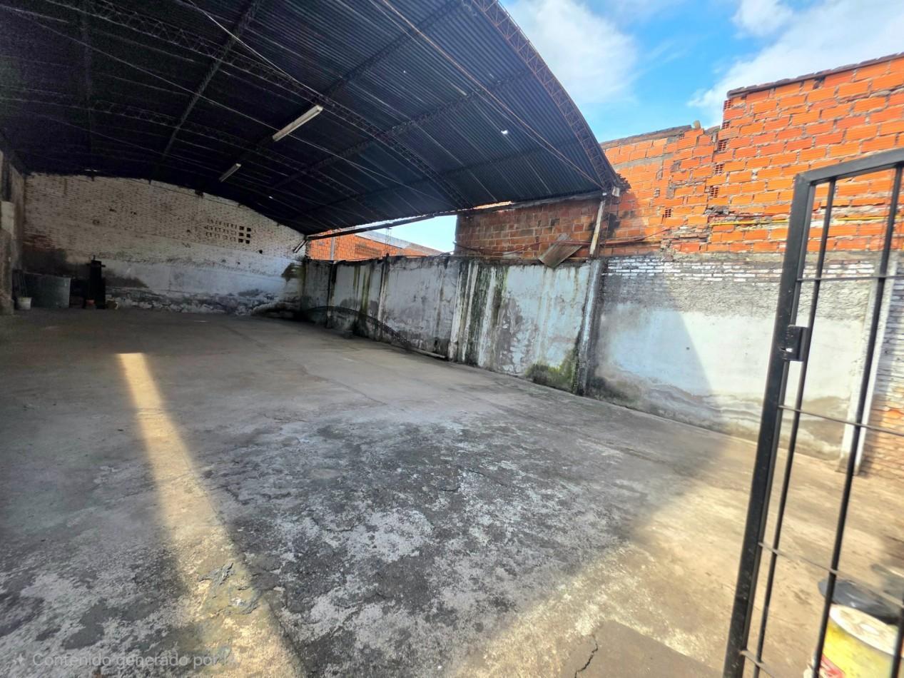 Foto de C/ Raul Colombres al 600 - Galpon + Local comercial Terreno de 300 m2, imagen 2