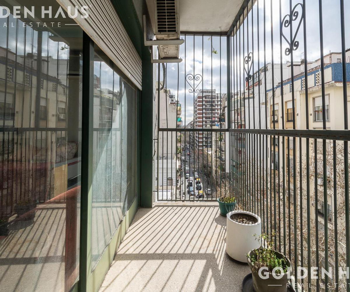 Departamento en Venta 4 Ambientes con Dependencias en Almagro 5