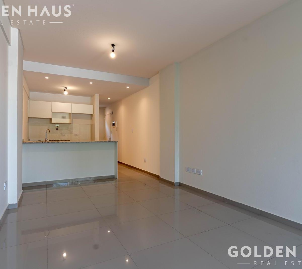 Departamento Monoambiente con Balcón y Parrilla en Monte Castro 5