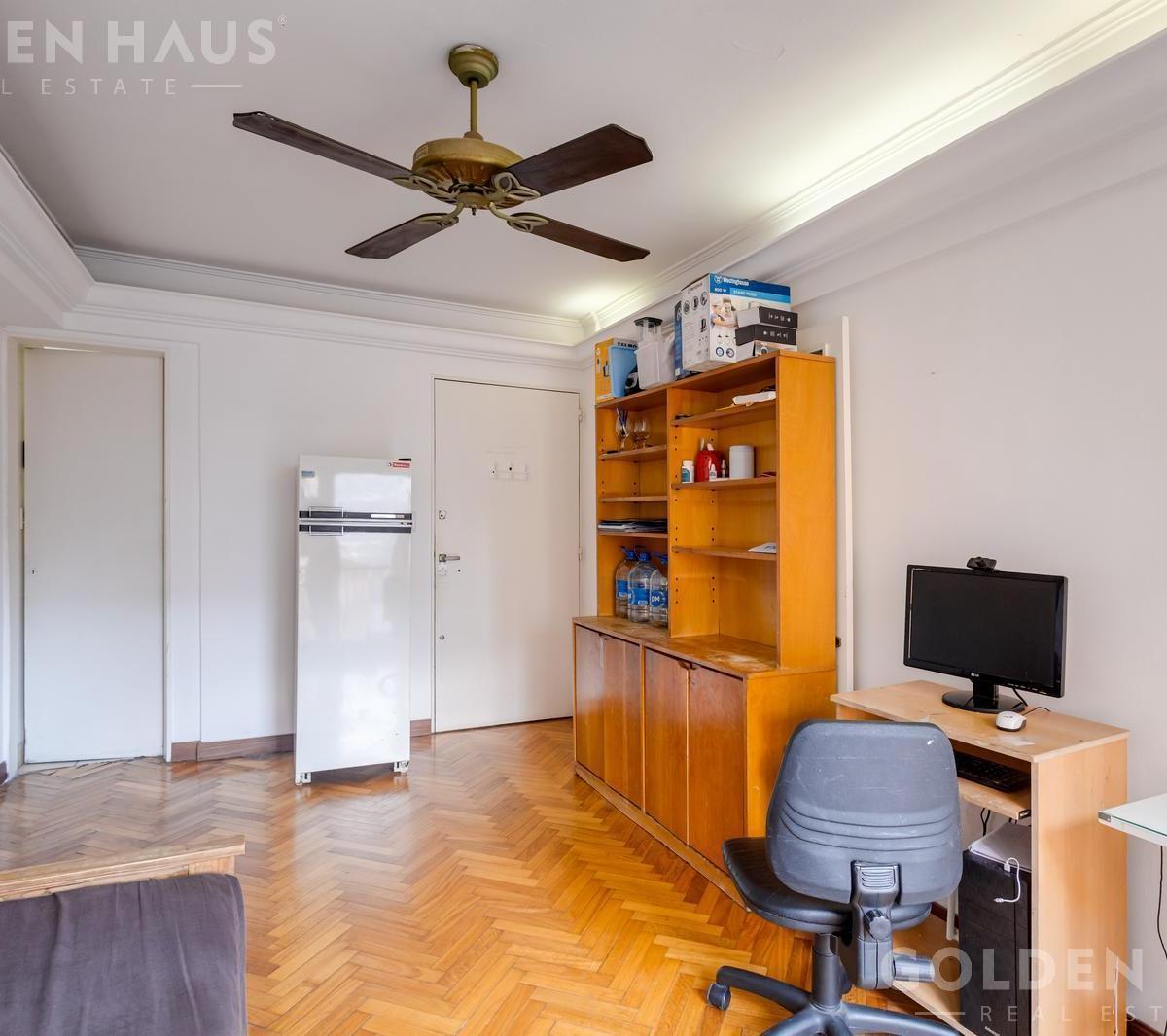Departamento 3 ambientes en venta en Balvanera para reciclar