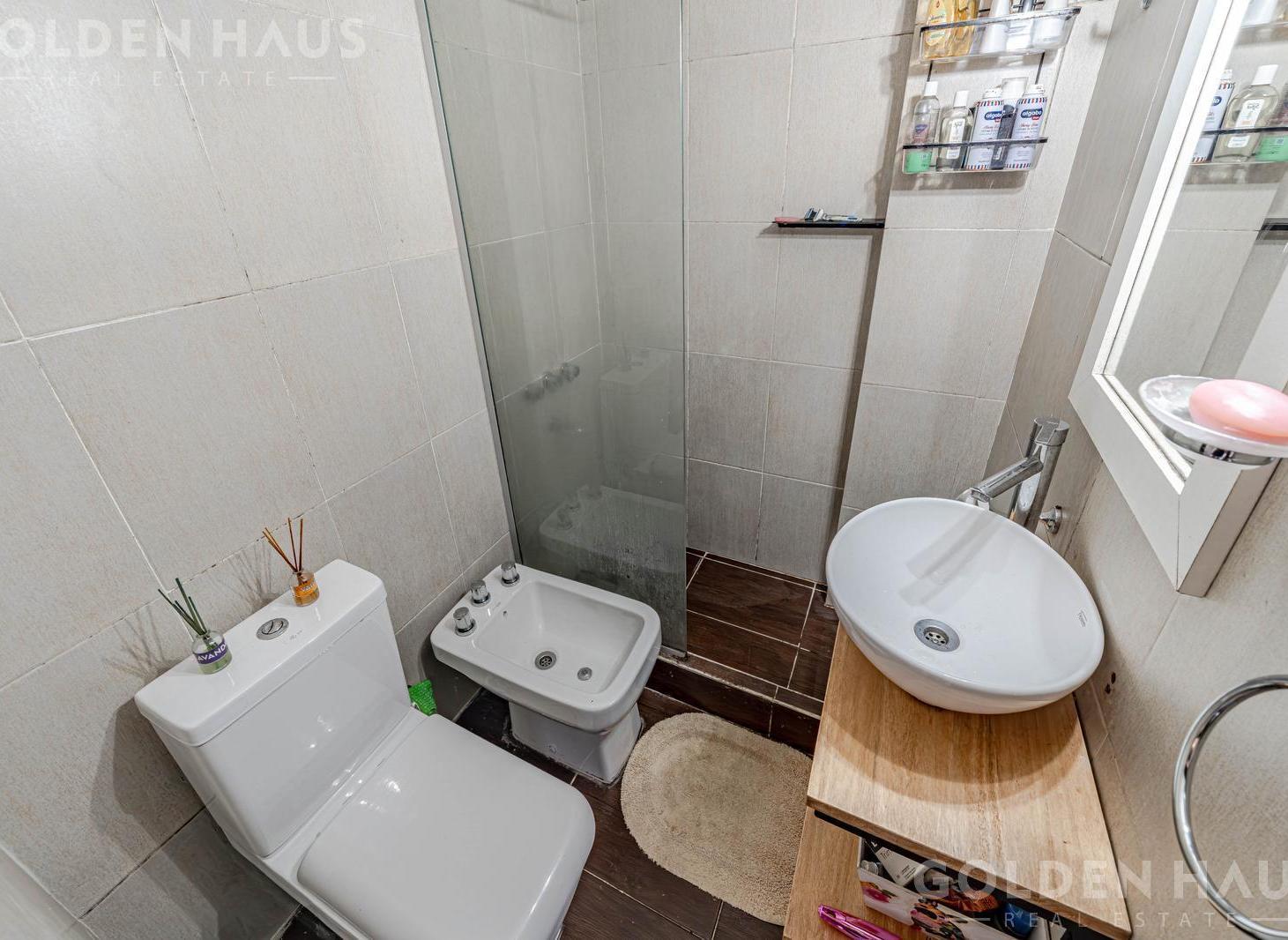 Foto de Venta Departamento Dos Ambientes con dos Patios Ubicacion Unica, imagen 4