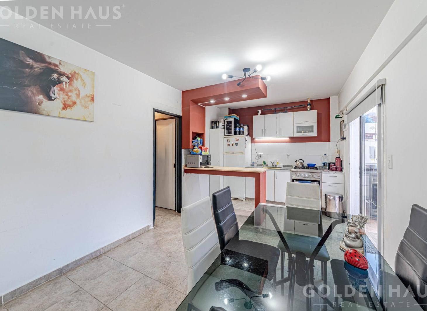 Foto de Venta Departamento Dos Ambientes con dos Patios Ubicacion Unica, imagen 3
