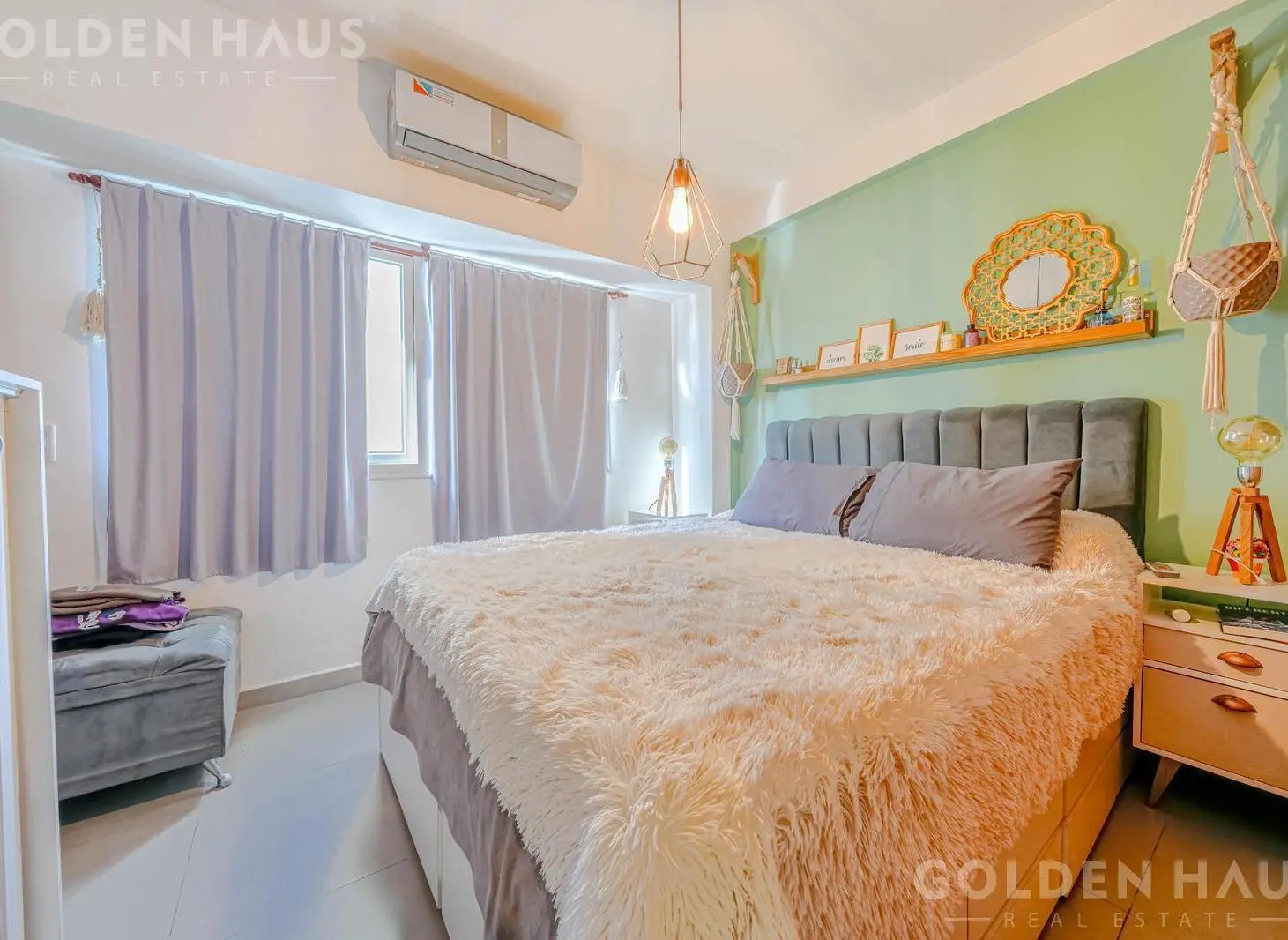 Departamento de 4 ambientes con terraza y parrilla - cochera cubierta - en Liniers 4
