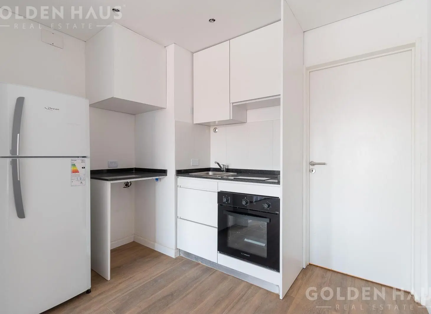 Departamento monoambiente con piscina sum zona UADE 4
