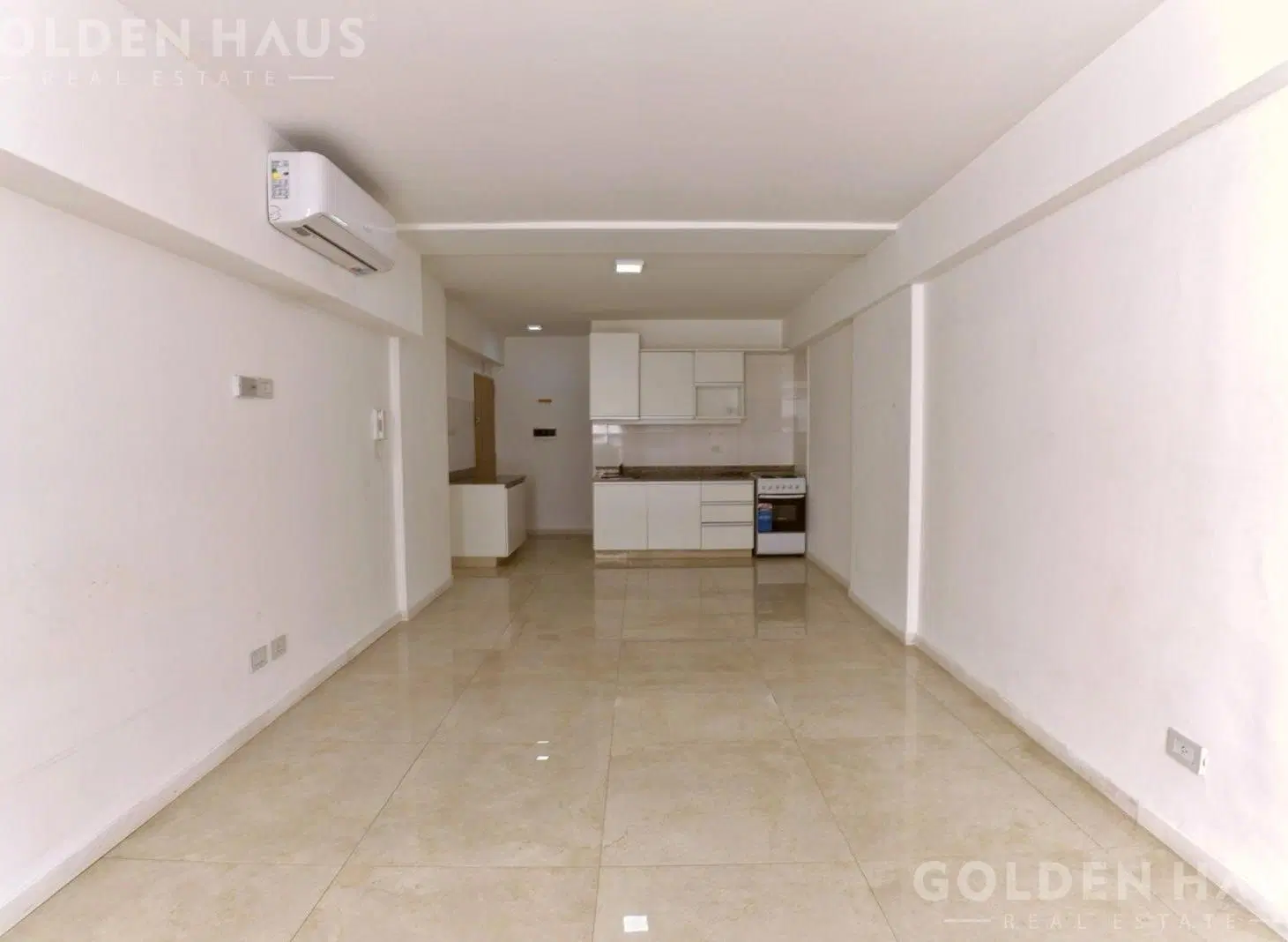 Venta de departamento en Monserrat 2