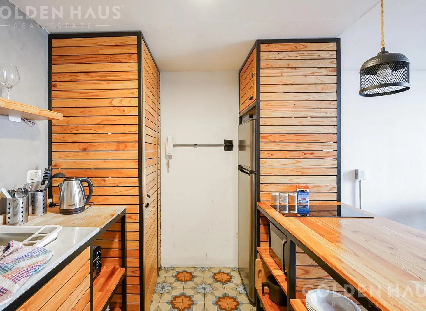 Dúplex tipo loft reciclado con balcón – Barrio Norte 4