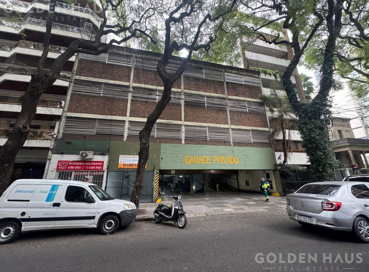 Cochera en Belgrano