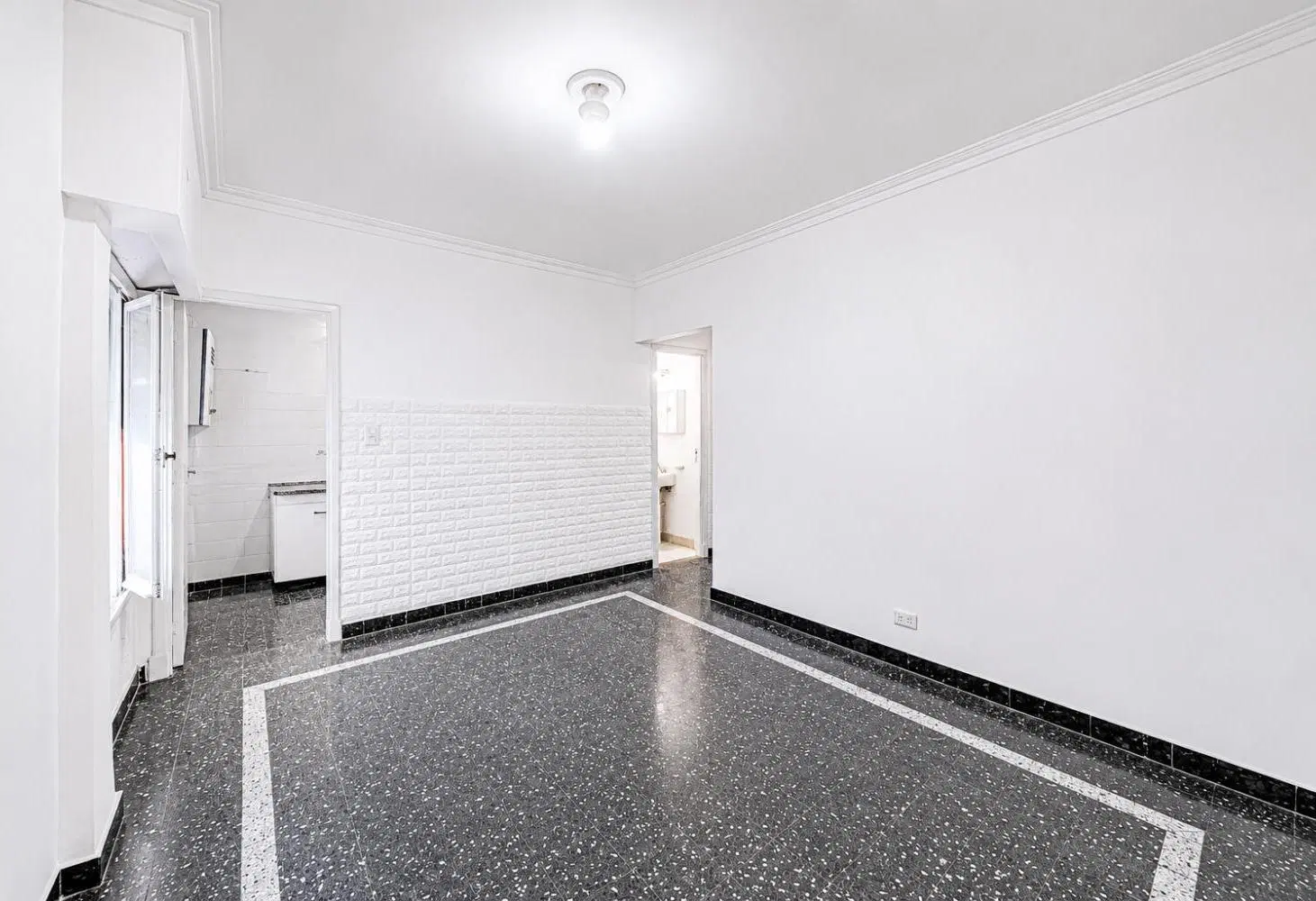 Venta departamento de 3 ambientes en Liniers, apto crédito 4