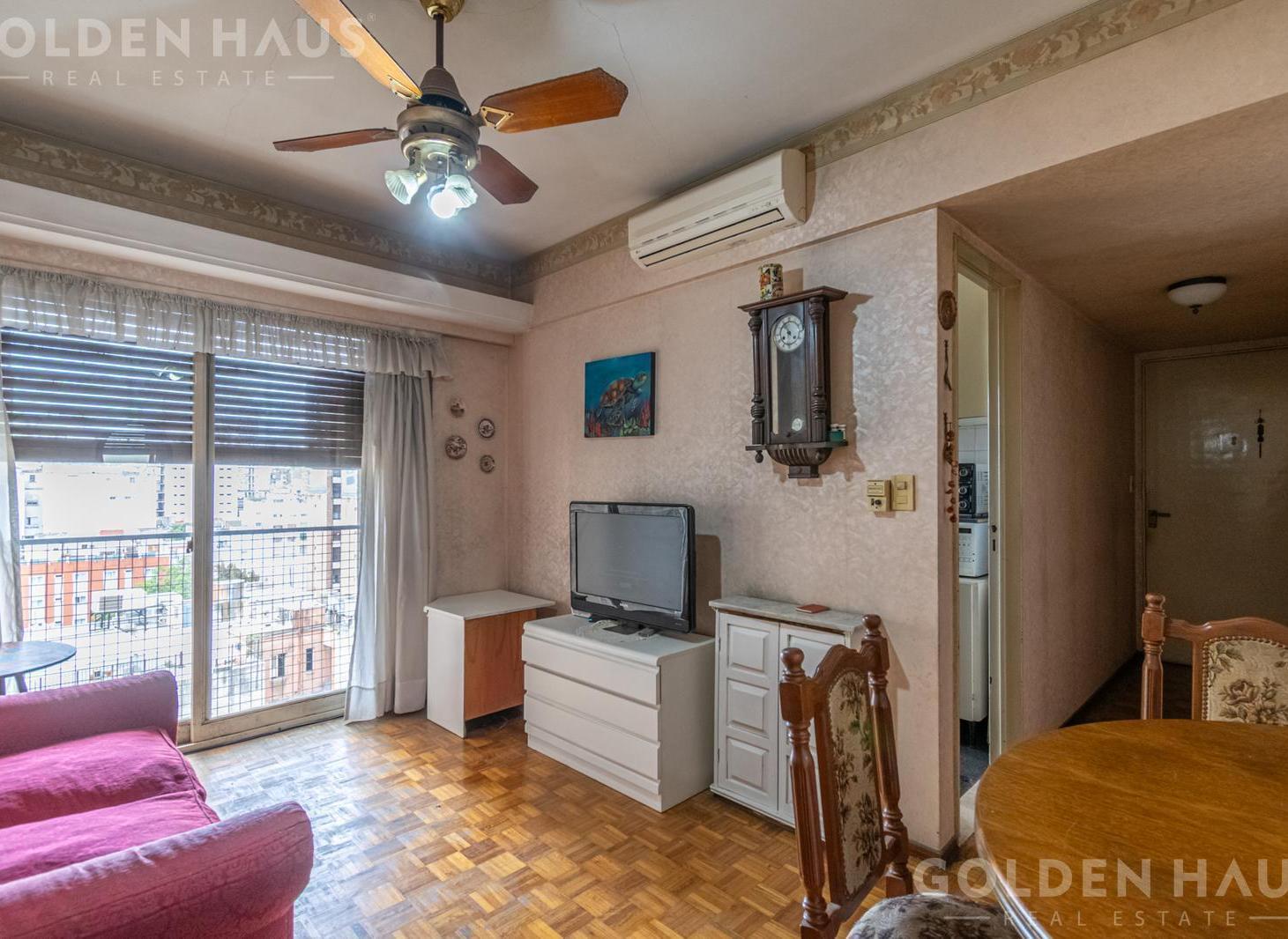 Foto de VENTA DEPARTAMENTO 2 AMBIENTES BALVANERA MUY LUMINOSO SOBRE AV, imagen 1
