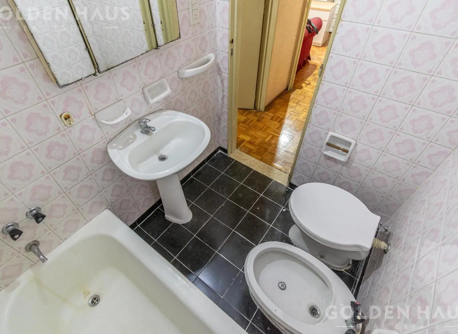 VENTA DEPARTAMENTO 2 AMBIENTES BALVANERA MUY LUMINOSO SOBRE AV. RIVADAVIA 8