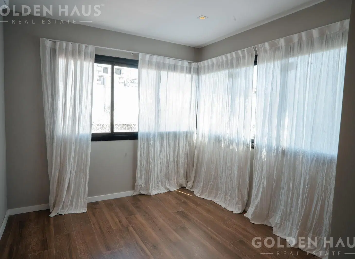 Departamento 3 ambientes en venta en Coghlan con terraza propia 4