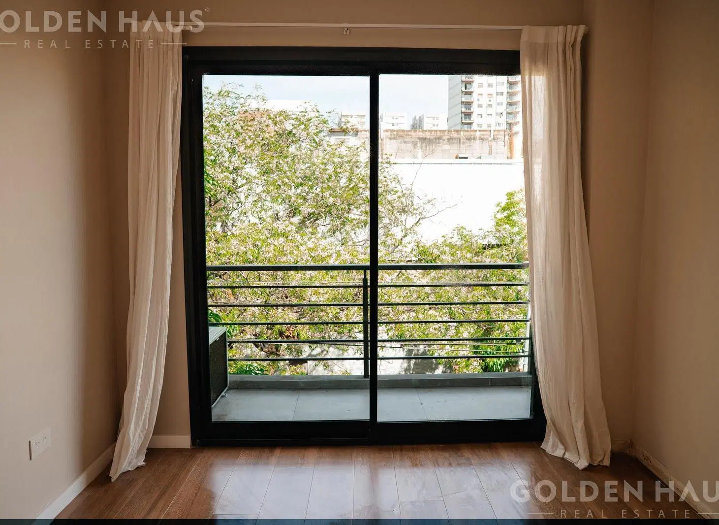 Departamento 3 ambientes en venta en Coghlan con terraza propia 5