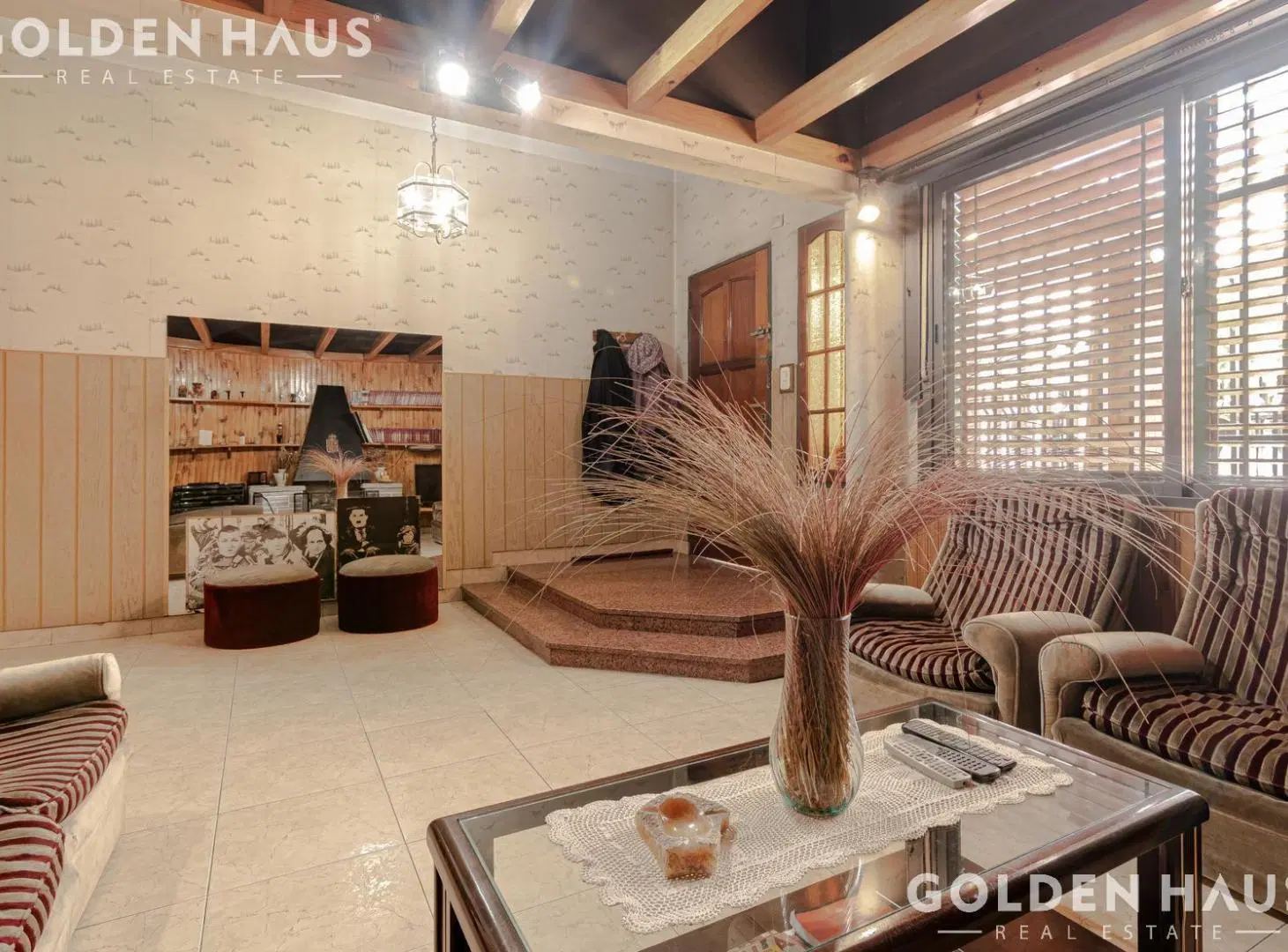 Casa 4 Amb con parque, quincho y piscina en la mejor zona de ramos mejia. Lote de 8,66x40 3