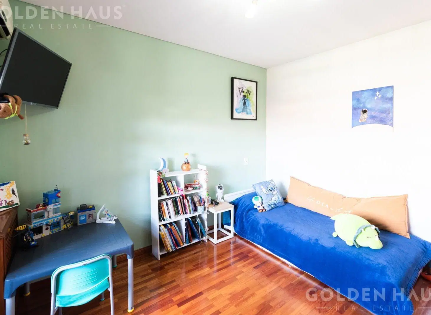 Casa en venta 4 ambientes con piscina y quincho en Ezpeleta 2