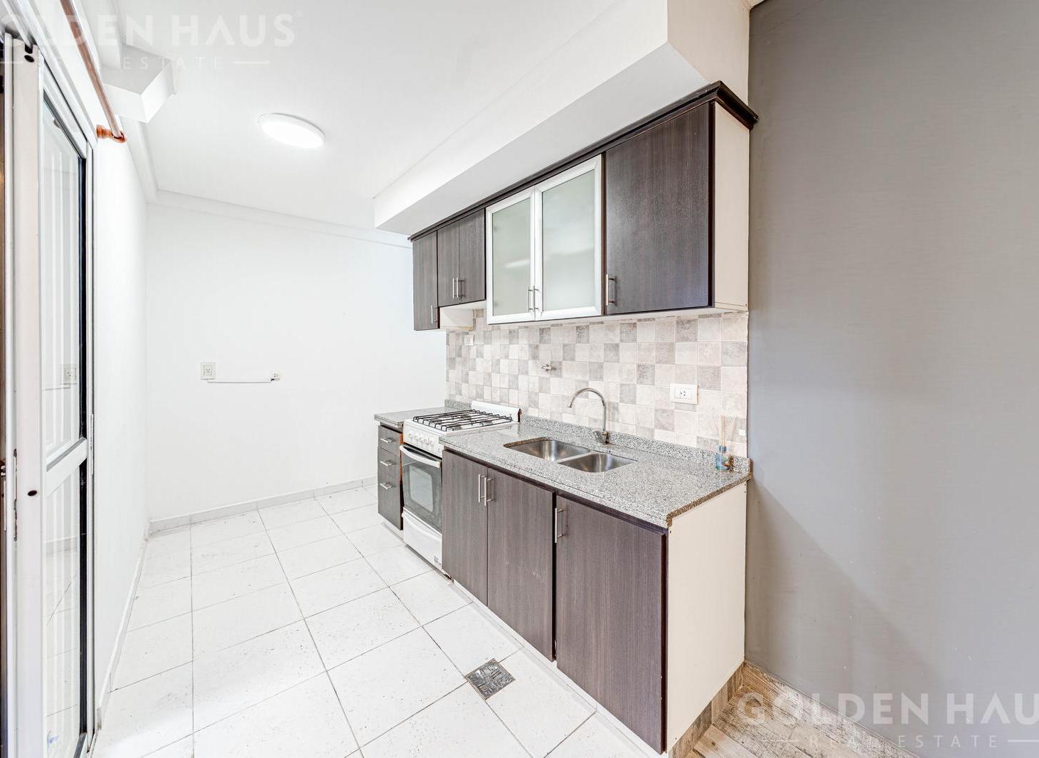 Foto de Alquiler Departamento Dos Ambientes Villa Luro, imagen 4