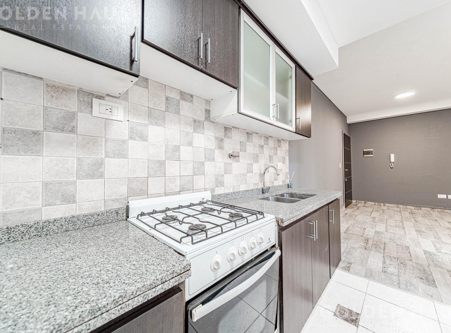 Foto de Alquiler Departamento Dos Ambientes Villa Luro, imagen 3