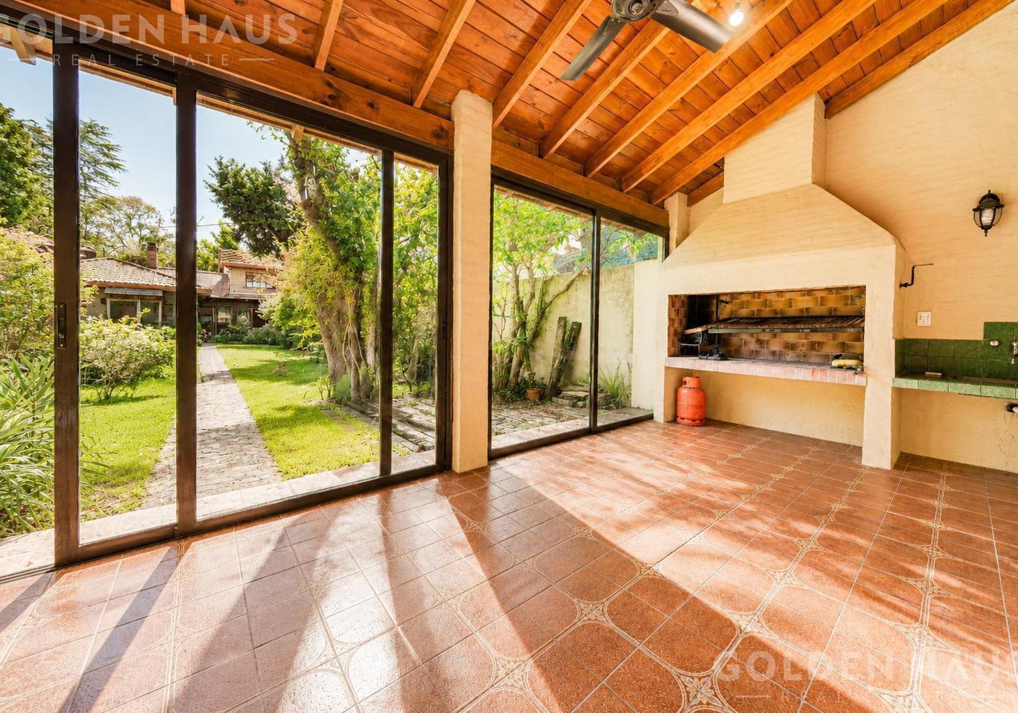 Foto de Casa en lote propio 12x54m en Castelar, imagen 1