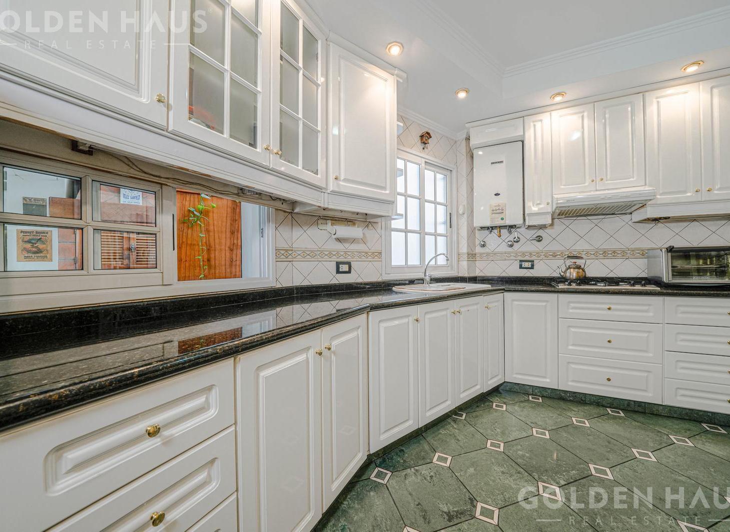 Foto de VENTA DEPARTAMENTO CON TERRAZA Y COCHERA, VILLA LURO, imagen 1