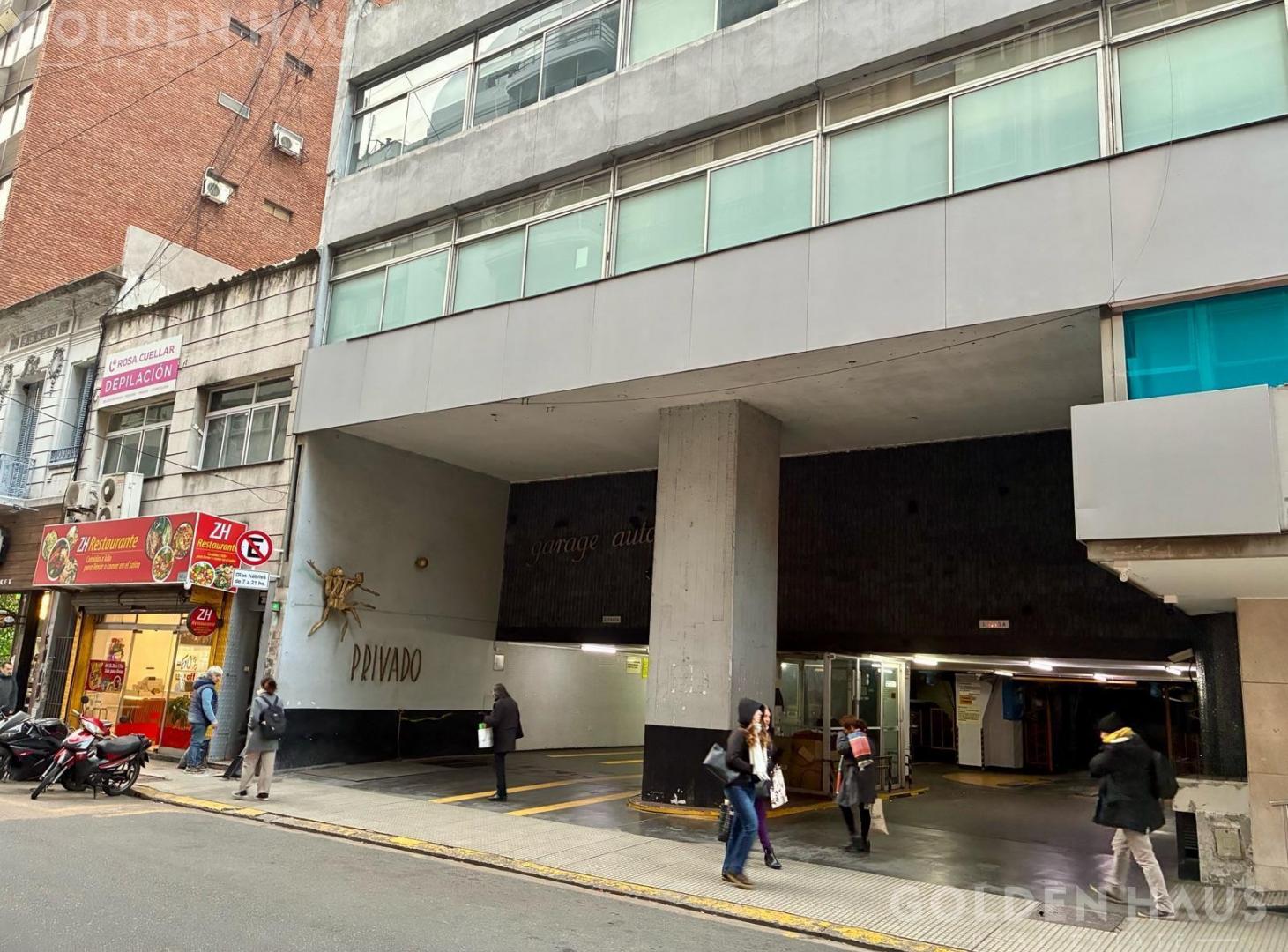 Foto de Cochera en Av. Corrientes y Uruguay, imagen 2