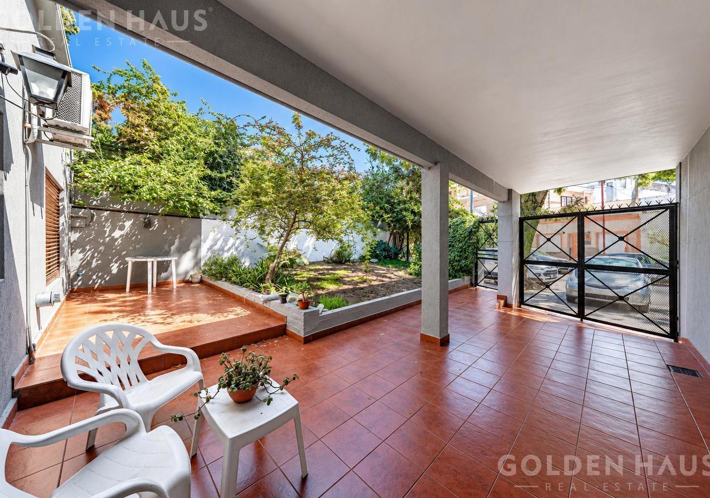 Foto de Casa 5 ambientes con quincho y parrilla en Liniers de 8,66 x 27, imagen 2