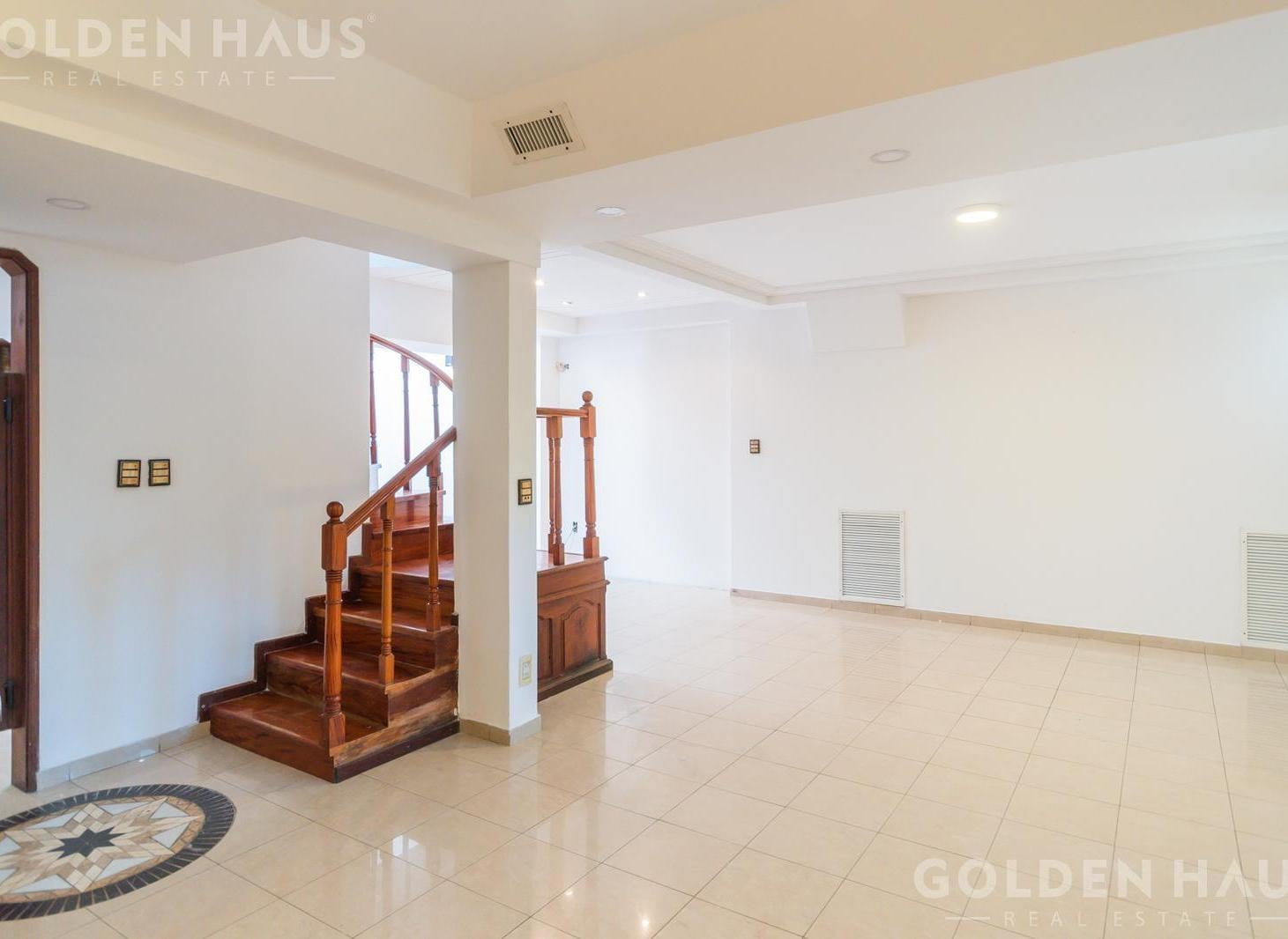 Foto de Casa en Barrio Pque.Calchaqui en Venta, imagen 1