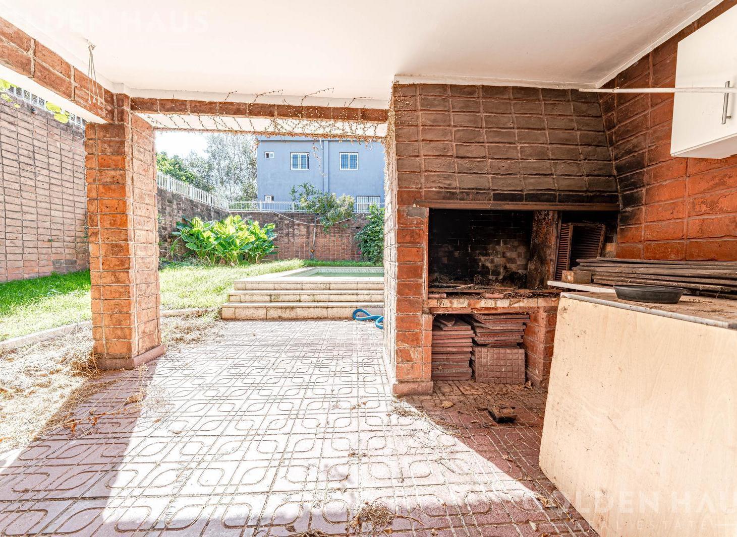 Foto de Casa 6 ambientes en lote propio 8,66 x 42 con parque y piscina en Villa, imagen 3