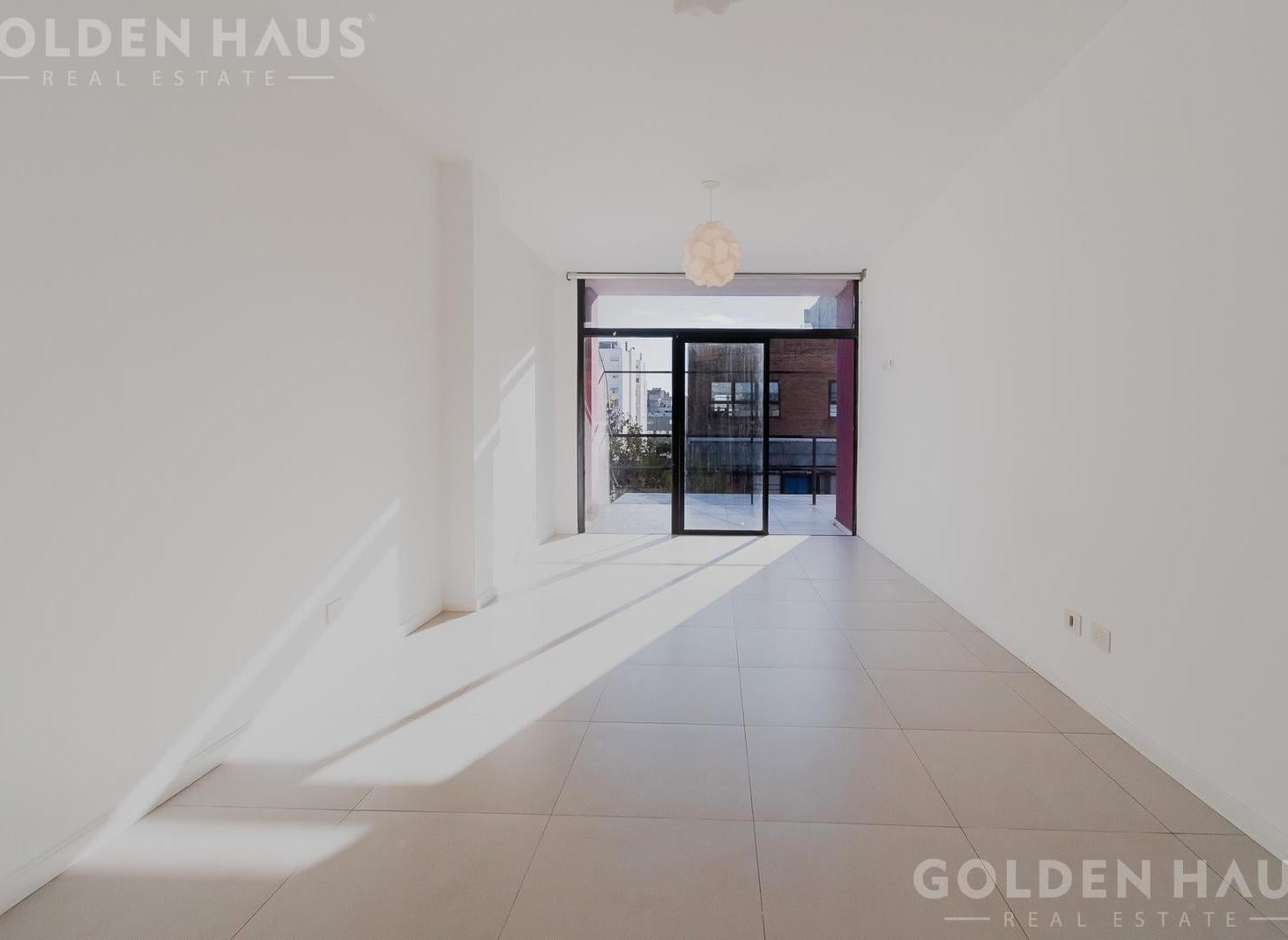Foto de Departamento 4 ambientes en venta - terraza propia y cochera cubierta, imagen 3