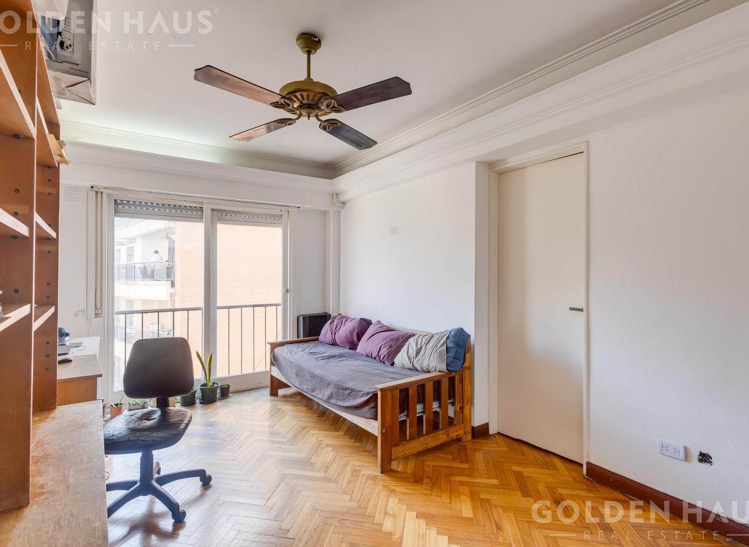 Foto de Departamento 3 ambientes en venta en Balvanera para reciclar, imagen 1