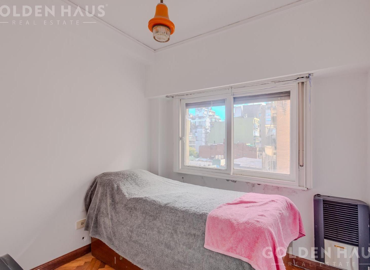 Foto de Departamento 3 ambientes en venta en Balvanera para reciclar, imagen 4