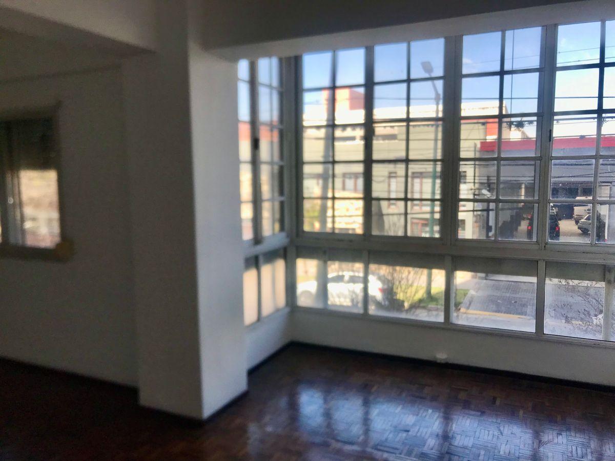 SALTA - DEPARTAMENTO CENTRICO en VENTA
