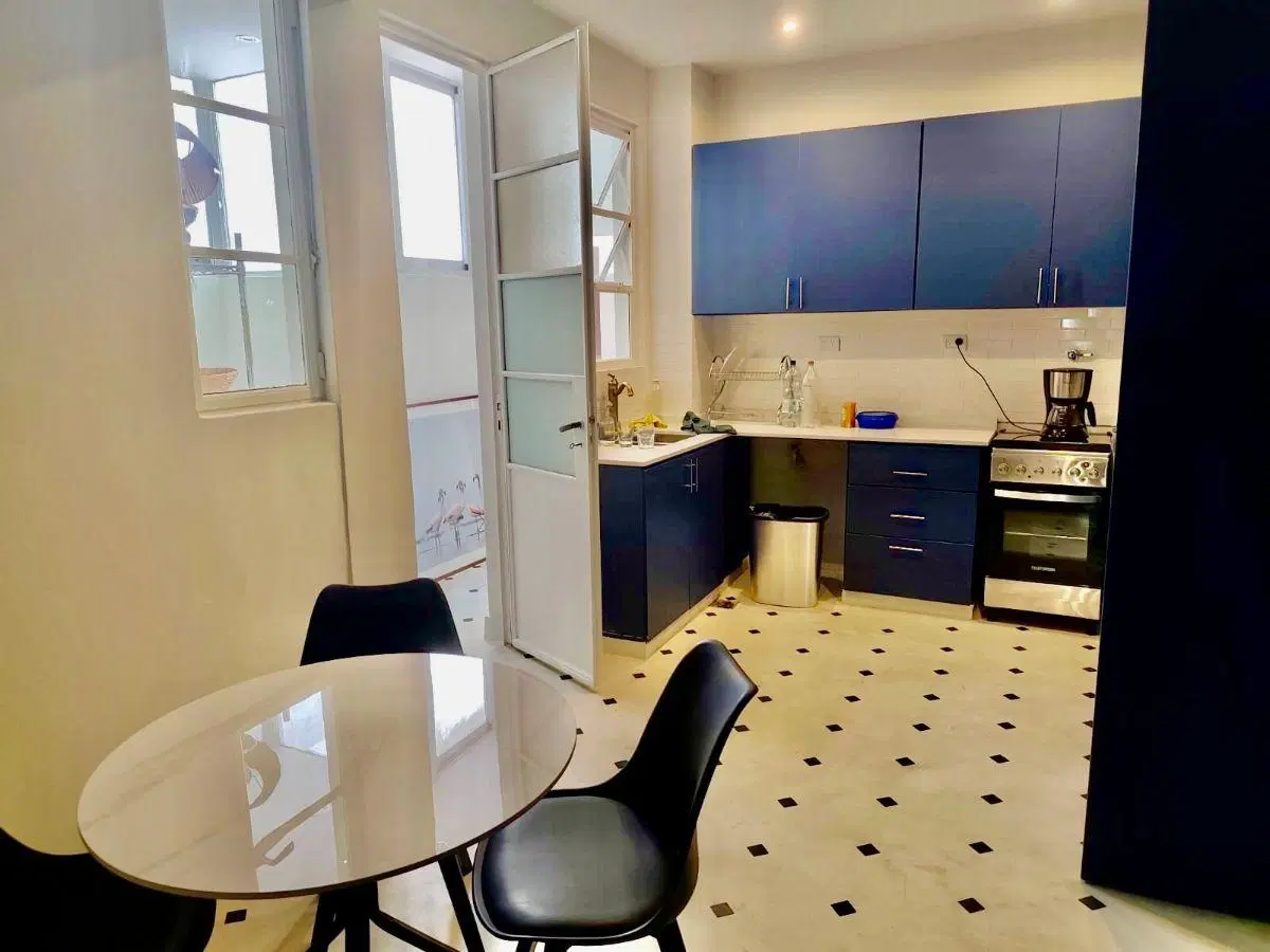 Departamento de 220 m² con 4 habitaciones en alquiler y temporal en Retiro 2